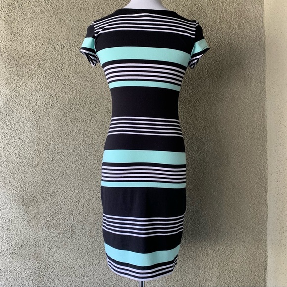 🔥5/$20🔥 “Derek Heart” Striped Jersey Mini-Dress size M - Picture 3 of 9